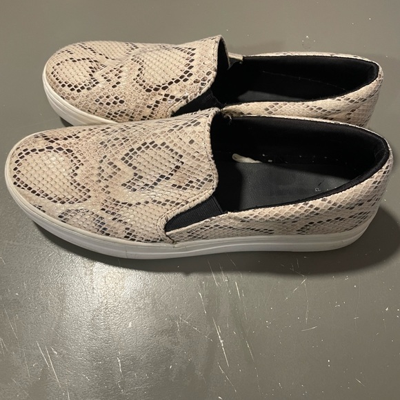 Slide on shoes from target - Picture 3 of 4